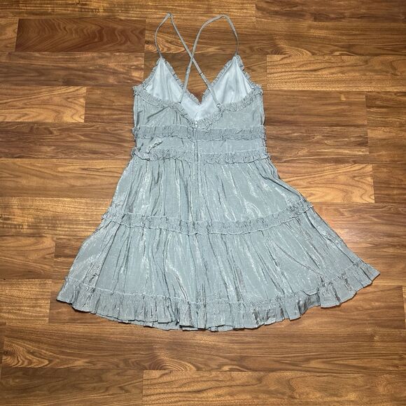 Mi Ami Grace Babydoll Dress Womens Medium Green Shimmer Tier Ruffle Mini - Picture 5 of 10